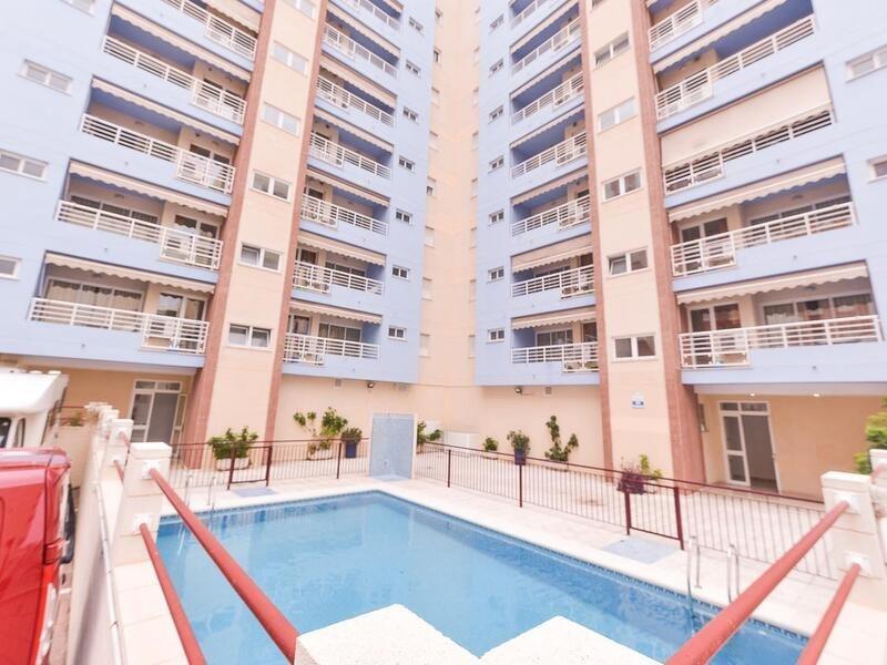Apartamentos Marblau Peredamar-Julio Y Agosto Solo Familias Gandía Eksteriør billede